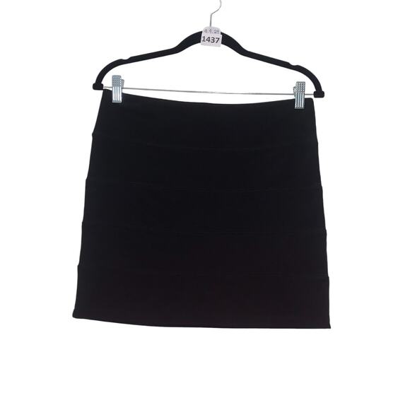 Mini Skirt, Tight Skirt, Layered, Guess, S, Black - Picture 1 of 3